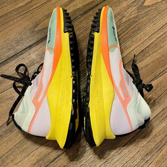 Nike React Pegasus Trail 4 GORE-TEX Barely Grape Total Orange Men’s Size 6 EUC - Picture 7 of 8